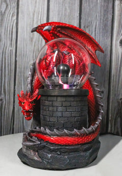 Estatua grande de la lámpara de bola de plasma del Dragón de Fuego Rojo que custodia el castillo de Dungeons Dragons-1