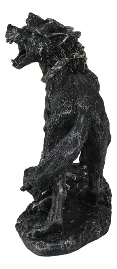 Figura de Cerbero, guardián de la hidra de tres cabezas, perro de Hades, perro guardián de la mitología griega-9