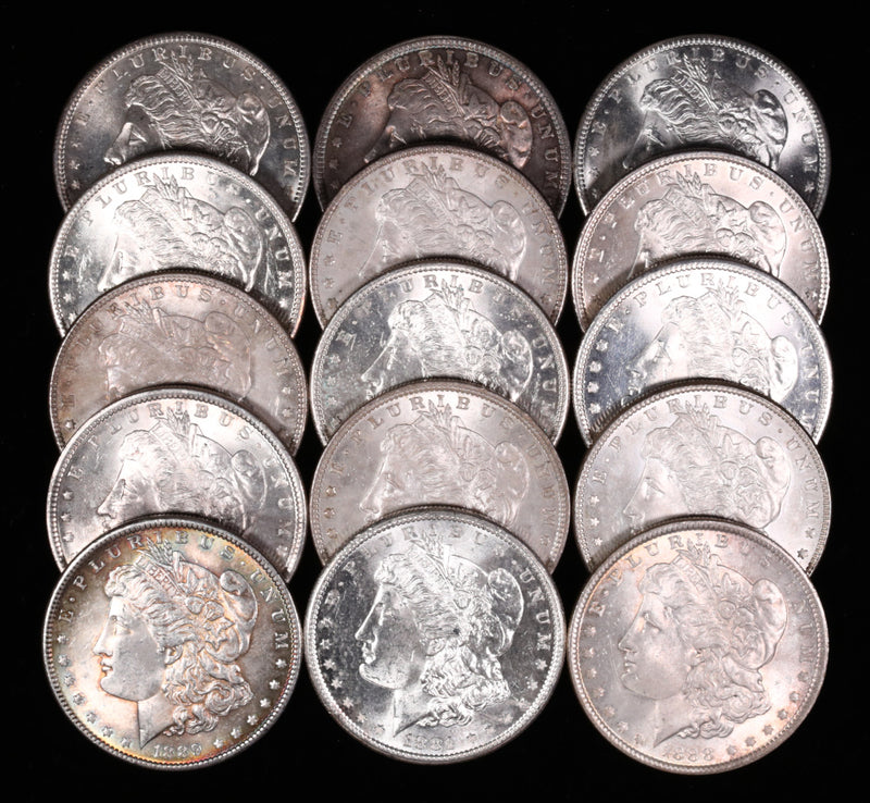 Dólares de plata Morgan brillantes sin circular anteriores a 1921-4