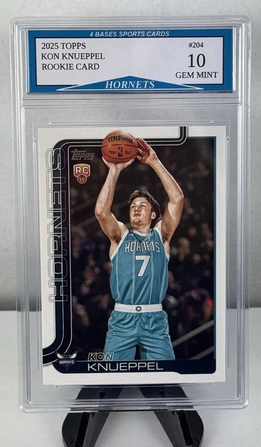 2025 Topps Kon Knueppel Rookie Card Charlotte Hornets #204 Gem Mint 10!