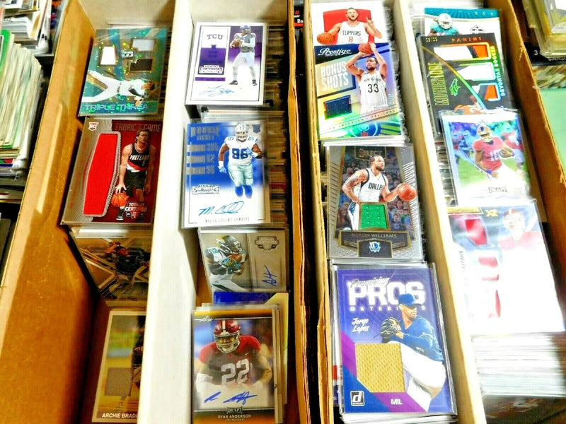 ESTATE LIQUIDATION - LOT OF NEW OLD FOOTBALL CARDS JERSEY AUTOGRAPH （10） CARDS-1