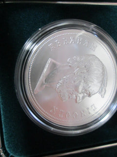 US Mint Presidential .999 Fine Silver 1oz. Medal Coin _ Abraham Lincoln-1