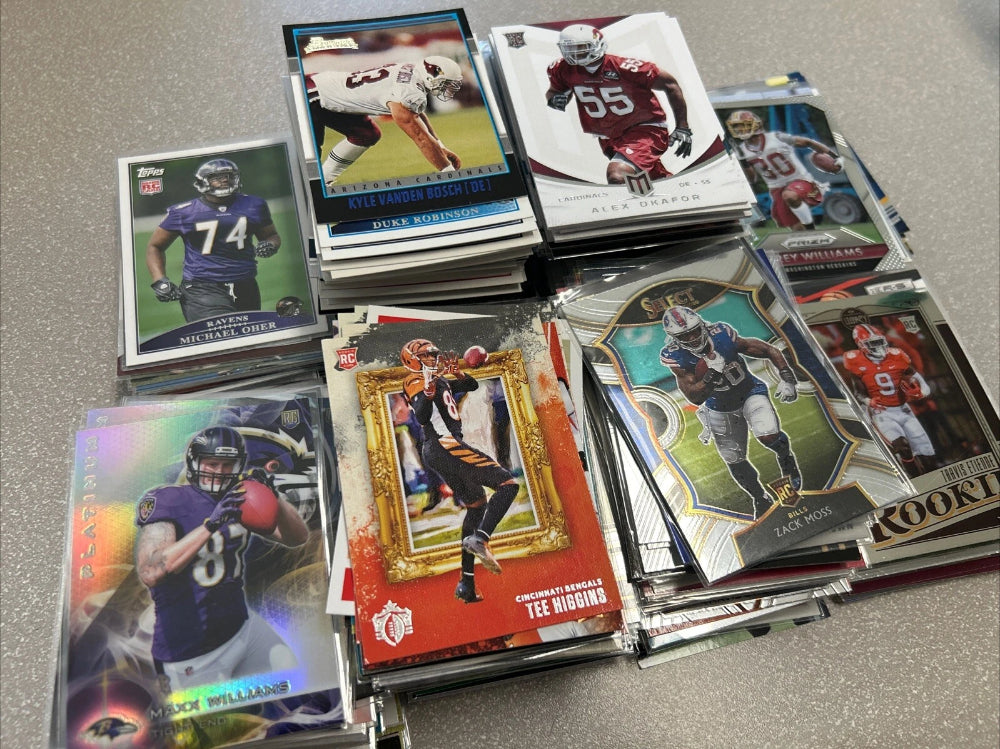 Colección de 100 tarjetas de fútbol americano RC de novatos de la NFL, camisetas numeradas, lote enorme-1