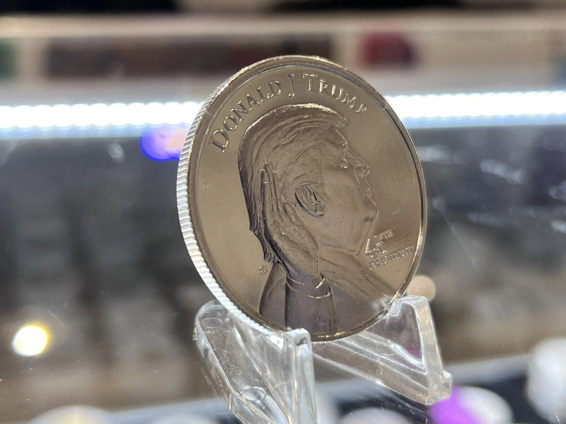 President Donald Trump 1 oz .999 Silver Coin Swearing in 45th Encapsulated-2